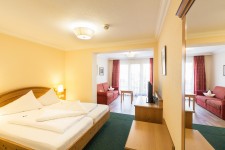 © Hotel Zum Hirschen***