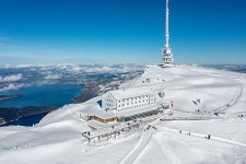 Schneebedeckter Alpengipfel © Andreas Busslinger Photography