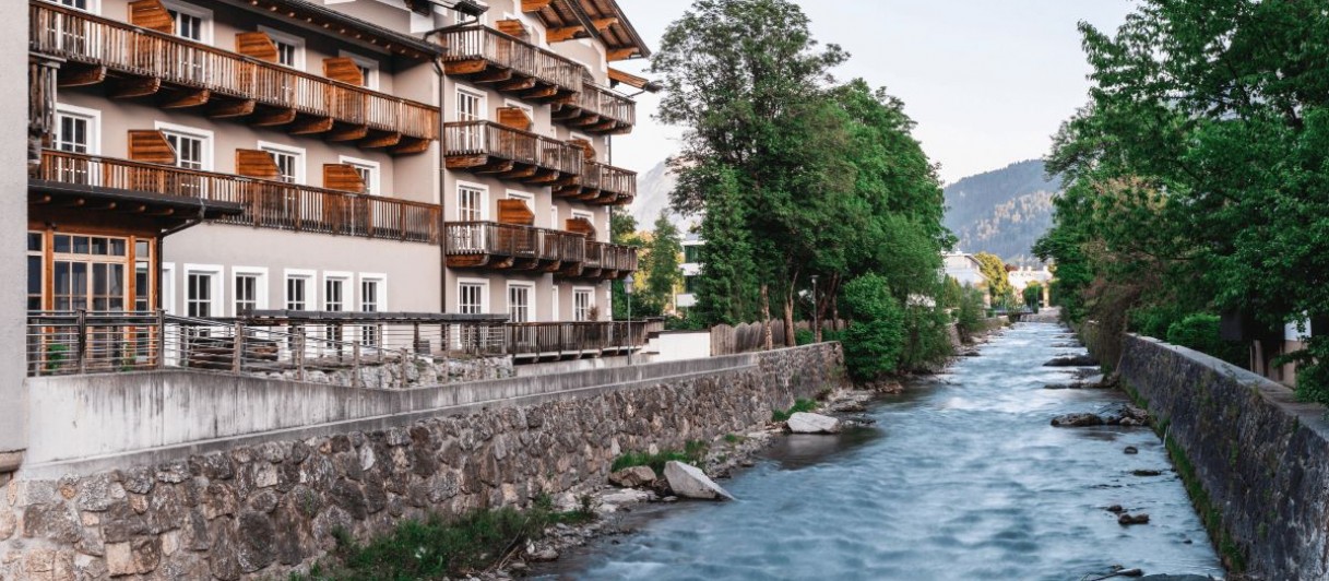 HENRI Kitzbühel - A, Tirol HENRI Kitzbühel - A, Tirol